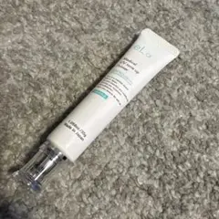 eLα 薬用UVトーンアッププライマー