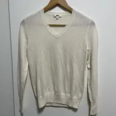 UNIQLO アイボリー Vネック ニット M