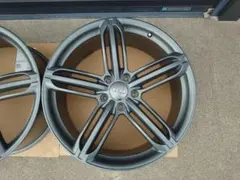 変更、アウディQ7純正ホイールと【21年製】ブリザック255/60R18の4本 変更、アウディQ7純正ホイールと【21年製】ブリザック255/60R18