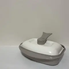 白いセラミック製ベーキングディッシュ 陶磁器 - メルカリ