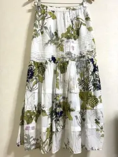 ボタニカルプリントスカート 花柄 白のサムネイル