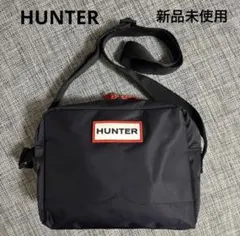 新品未使用 HUNTER ハンター ショルダーバッグ ブラック ロゴ ミニバッグのサムネイル