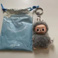 イニシャル　ラブブ　w