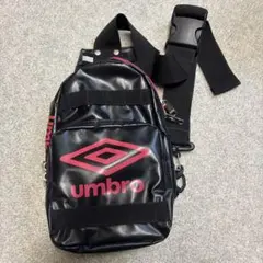 UMBRO アンブロ ワンショルダーバッグ ボディバッグ ブラック×ピンク