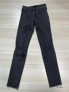 UNIQLOダメージパンツ