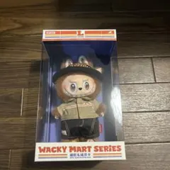 THE MONSTERS Wacky Mart 店員ラブブ