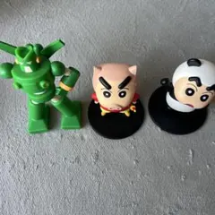 クレヨンしんちゃん　野原しんのすけ　カンタムロボ　フィギュア　３点セット