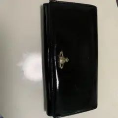 Vivienne Westwood 黒の二つ折り財布