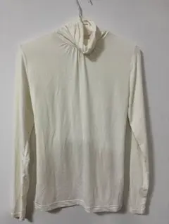 ハイネックtシャツ