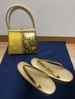 金色と黒の花柄バッグと草履セット