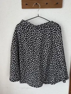 グローバルワーク　花柄スカート