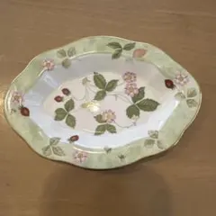 WEDGWOOD ワイルドストロベリー　ミニトレー　小皿