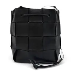 ボッテガヴェネタ マキシイントレチャート スモールカセット バケットバッグ