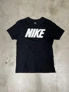 NIKE Tシャツ【M】