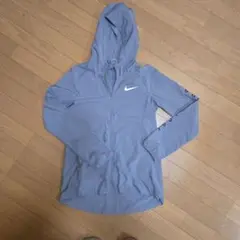 NIKE ジャンパー　Sサイズ