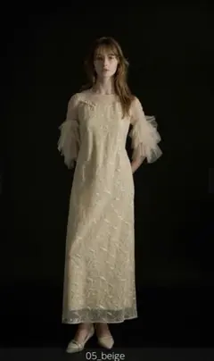 LE'RURE / Pearl motif embroidery dress