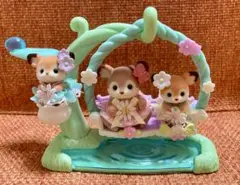 シルバニアファミリー　水辺のなかよしブランコセット