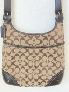 COACH シグネチャー ショルダーバッグのサムネイル