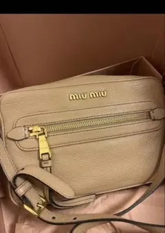 2026年最新】miumiu ショルダーバッグ ピンクの人気アイテム - メルカリ