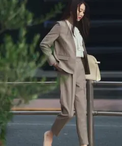 [ナチュラルビューティーベーシック] リネンライク テーパードパンツ S