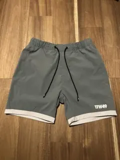TFW49 HYBRID SHORTS Ⅱ - メルカリ