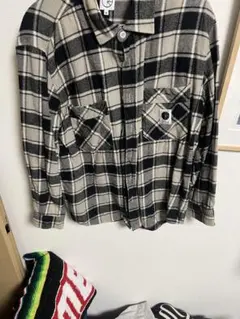 polar skate co M 黒とベージュチェック