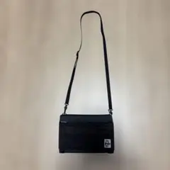 CHUMS ブラック サコッシュ