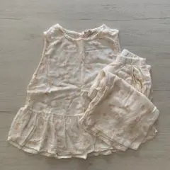 the beige 韓国子供服　花柄　セットアップ　ノースリーブ　ズボン　ベスト