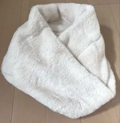 アイボリー　ファー　スヌード