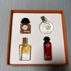CHANEL ミニ香水 4種セット - メルカリ