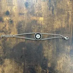 CHANEL カメリア ブレスレット シルバー ブラックのサムネイル