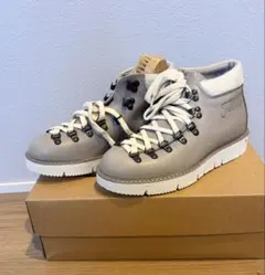 Fracap フラカップ 本革 グレーショートブーツのサムネイル