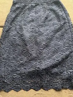 【UNIQLO】紺花柄レース生地