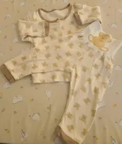 クマ柄　長袖　前開き　腹巻き付きボタンパジャマ 80cm