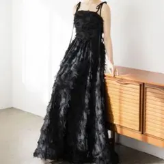 肩リボンフェザーボリュームドレス