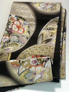極美品】西陣名家機元「河合美術織物」「吉祥宝相華文様」唐織刺繍