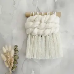 Item thumbnail for item c96d427f-b56f-4eca-9c56-23705d2c279e