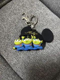 リトルグリーンメンキーホルダー