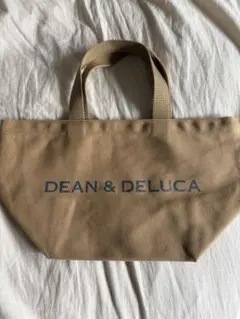 DEAN & DELUCA チャリティートート2025 カフェオレ　Sサイズ