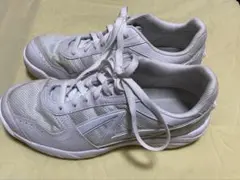 体育館シューズ　26.0 白　グリッパーのサムネイル