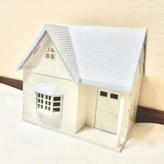 【最終値下げ】シルバニアファミリー　きいちご林のかわいいお家リペイント　リメイク