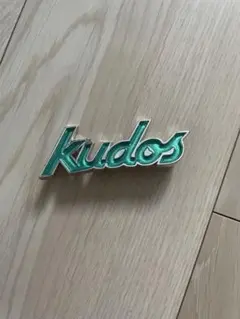 Kudos ロゴ メタルピンバッジのサムネイル