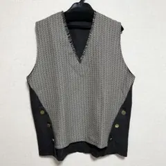 Vネックレイヤードベスト・ブラック・ホワイト