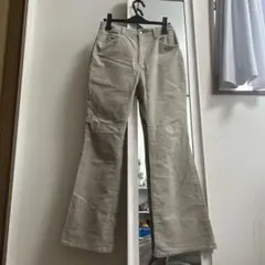 GUベージュ コーデュロイ フレアパンツ