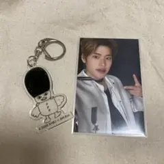 ATEEZ】 ☆即日発送☆限定品☆ ユノ サイン入りボールキーホルダー