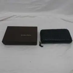 ■ボッテガ・ヴェネタ イントレチャート ラウンドファスナー長財布