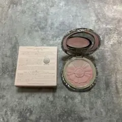 ジルスチュアート　パステルペタル　ブラッシュ01