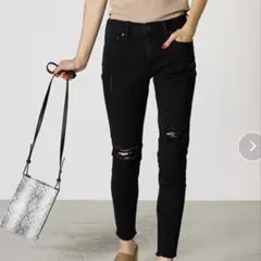 【値下げ】AZUL BY MOUSSY アズール クラッシュ デニム スキニー