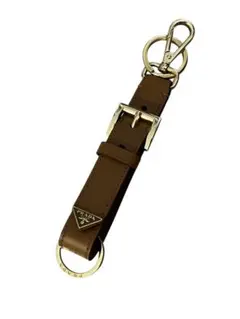 2026年最新】プラダキーリングの人気アイテム - メルカリ