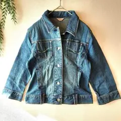 Item thumbnail for item b5a0cad1-6433-47e5-9338-fac81bbe057d